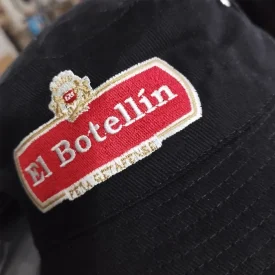 gorro pescador bordado