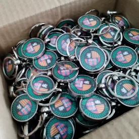 llavero circular metálico