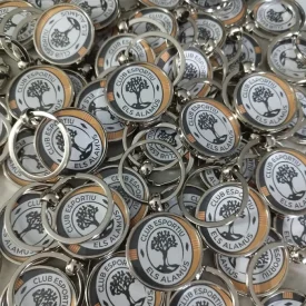 llavero circular metálico