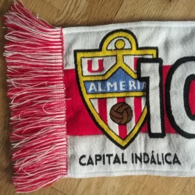 bufanda-telar-hd-roja-blanca